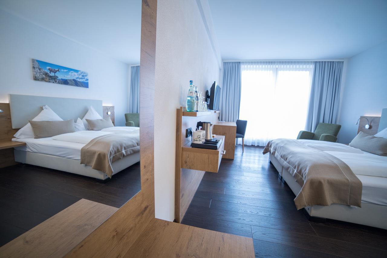 Hotel Zum Hirsch Wertingen Dış mekan fotoğraf