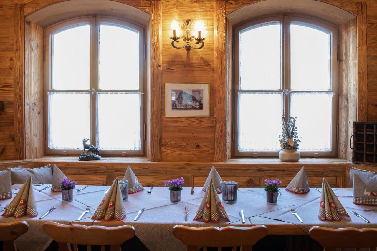 Hotel Zum Hirsch Wertingen Dış mekan fotoğraf